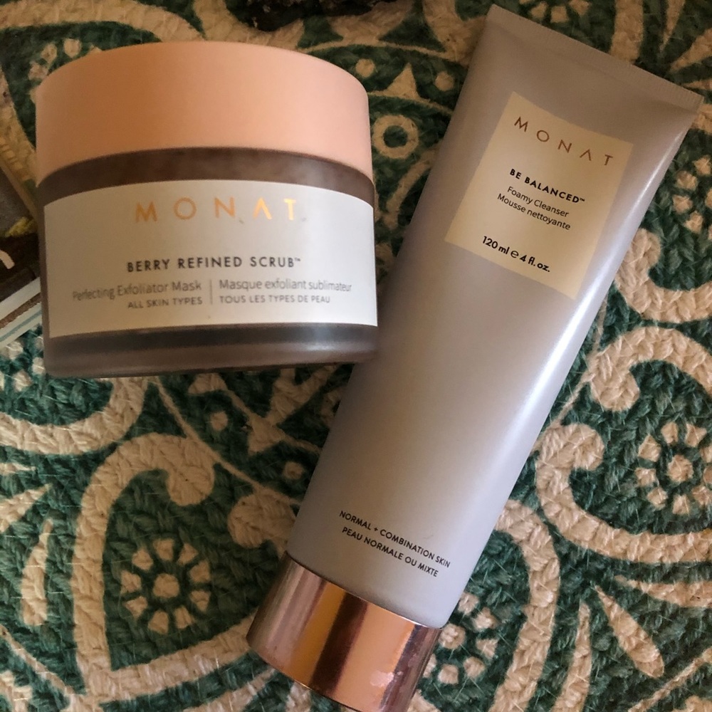 Monat Berry Scrub ONLY!